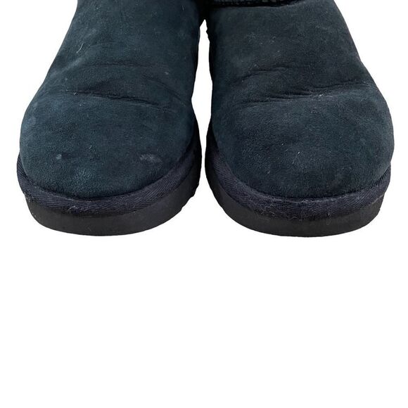 UGG ~ Women’s Classic~ Shearling Black Suede Sheepskin Fur~1016223~size 6 - Picture 7 of 12